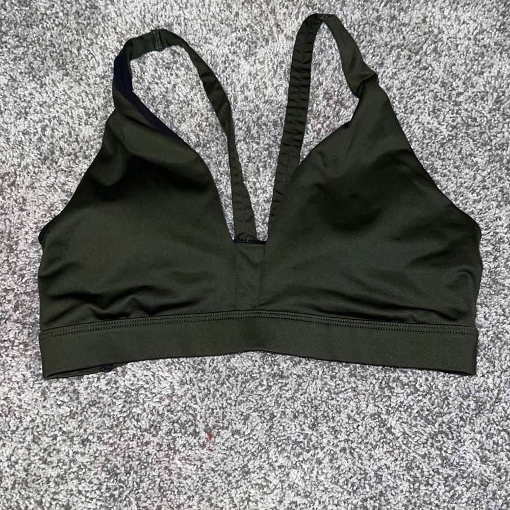 Sports bra